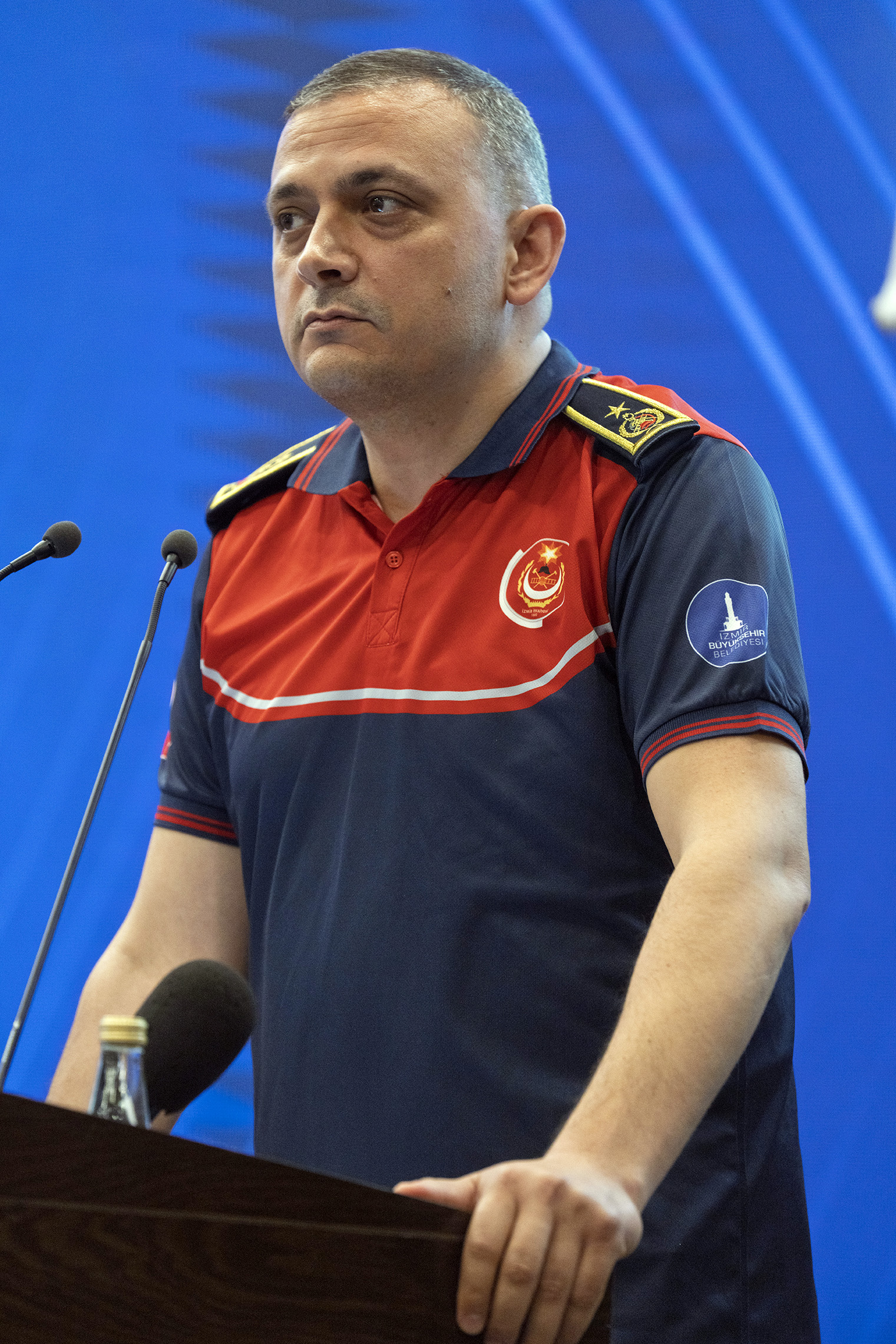 İzmir'de turizm işletmeleri afet güvenliği için toplandı