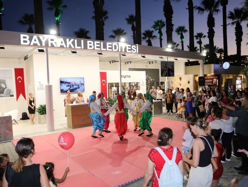Bayraklı Belediyesinden İzmir Fuarı’na muhteşem final