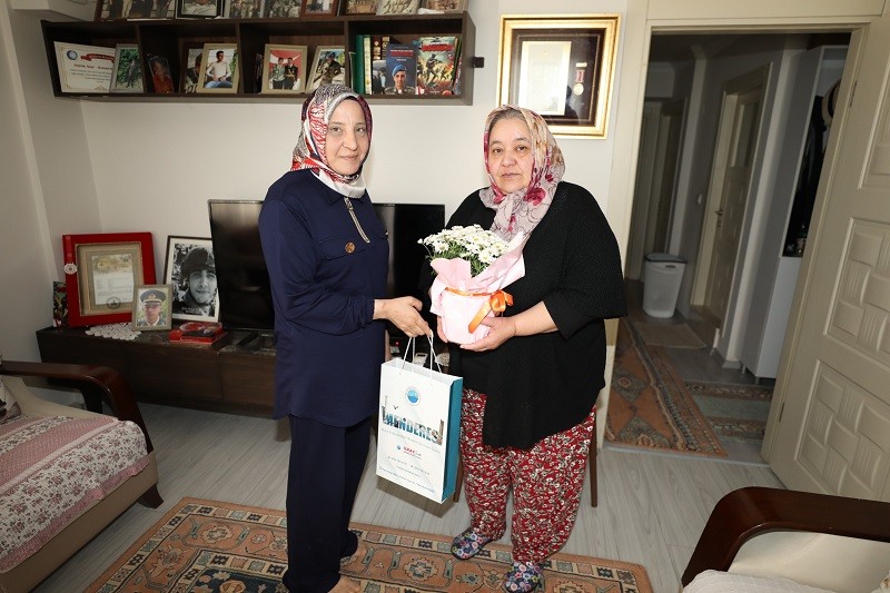 Menderes’te şehit anneleri unutulmadı