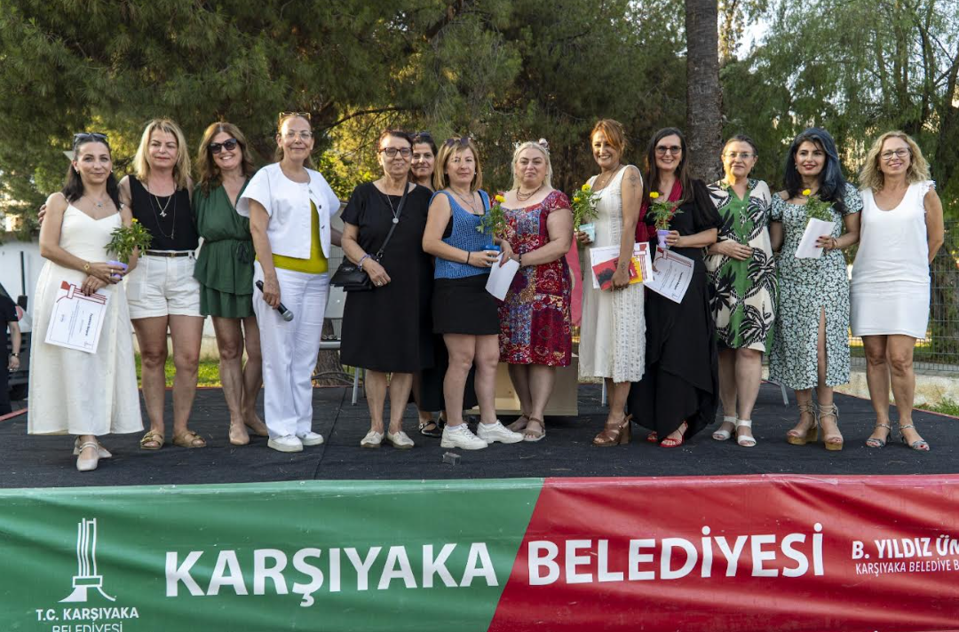 Karşıyaka’da söz kadın yazarlarda