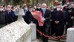 ÇANAKKALE - Kılıçdaroğlu, Namık Kemal'in mezarını ve Gazi Süleyman Paşa Türbesi'ni ziyaret etti